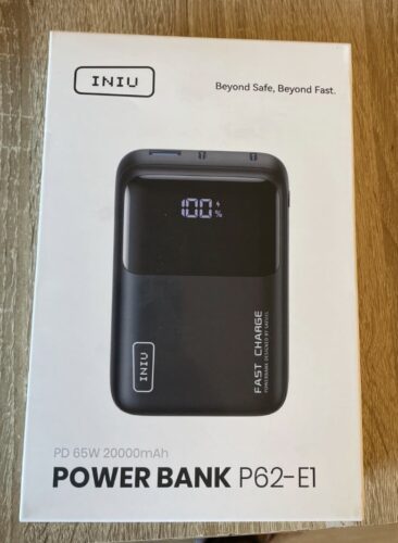 INIU Power Bank 10000mAh con Supporto Integrato | Garanzia 2 Anni photo review