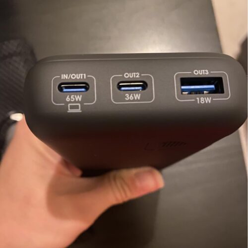 INIU Power Bank 10000mAh con Supporto Integrato | Garanzia 2 Anni photo review