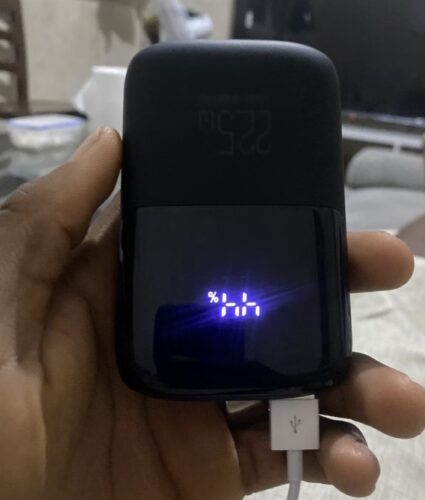 INIU Power Bank 10000mAh con Supporto Integrato | Garanzia 2 Anni photo review