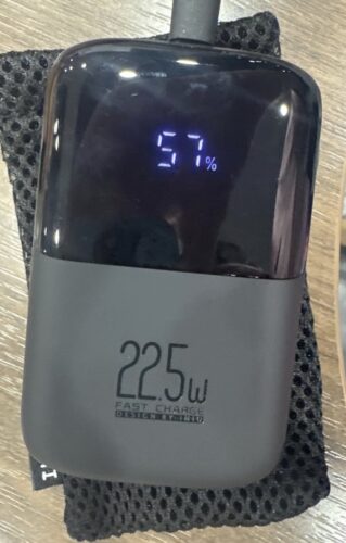 INIU Power Bank 10000mAh con Supporto Integrato | Garanzia 2 Anni photo review